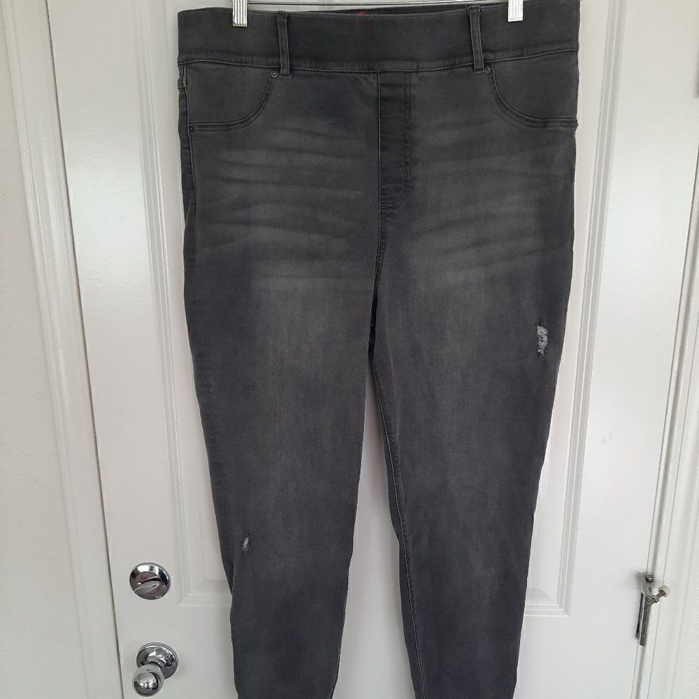 Spanx Gray Skinny Jeans Raw Hem Stretch Comfort Sz. 16/ 3x